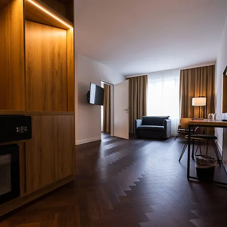 Ginn & Lounge Yorck 4*