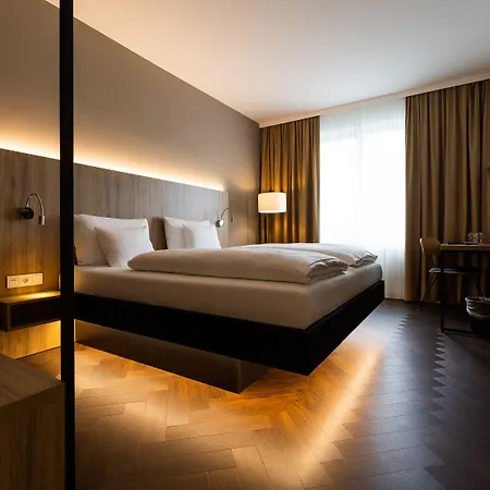 Отель Ginn & Lounge Yorck 4*