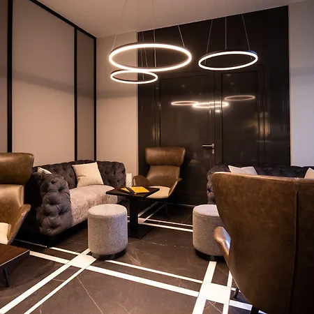 Ginn & Lounge Yorck Otel 4*
